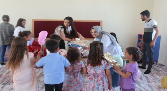 Aksaray Üniversitesi Öğrencileri, Köy Okulunda Anasınıfı Oluşturdu