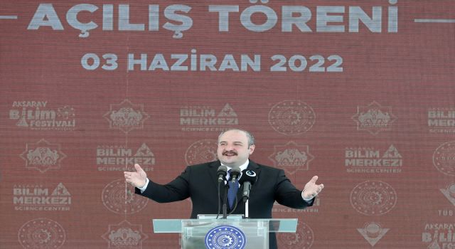 Sanayi ve Teknoloji Bakanı Varank, Aksaray Bilim Festivali'nde konuştu