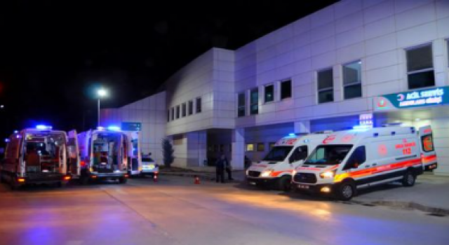 Damperi Yüksek Gerilim Hattına Temas Eden Kamyonun Sürücüsü Öldü