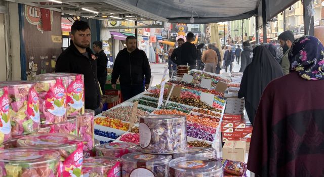 Bayram Şekerinde Çeşit Çok Alıcı Yok