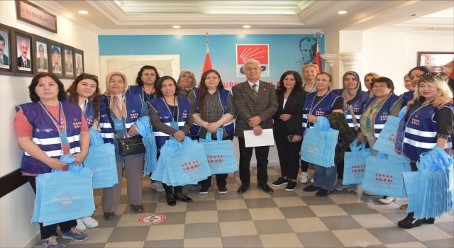 CHP Proje Tanıtımı İçin Çalmadık Kapı Bırakmayacak