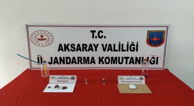 Jandarma 2 Zehir Tacirini Daha Yakaladı