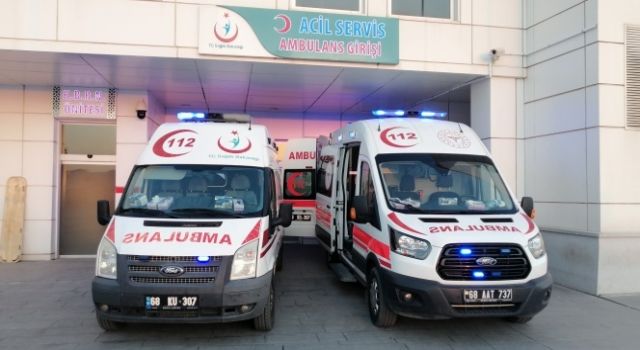 Minibüse Çarpan Motosikletin Sürücüsü Öldü