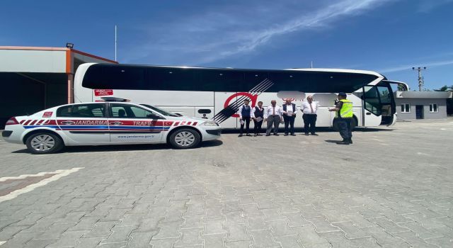 Jandarma Güvenli Trafik İçin Eğitimlerine Devam Ediyor