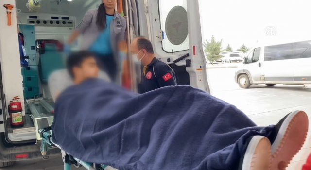 Liselilerin Kavgası Hastanede Bitti