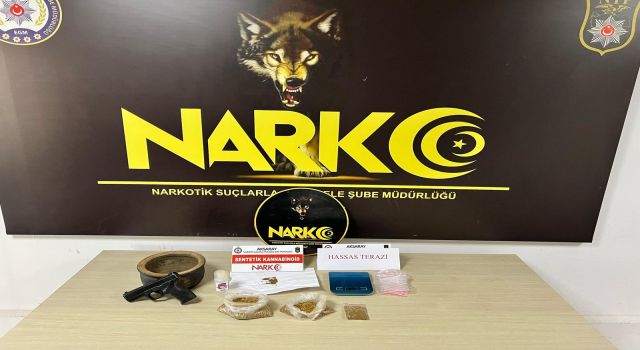 Narkotik 1 Zehir Tacirini Daha Zehirleyemeden Yakalandı