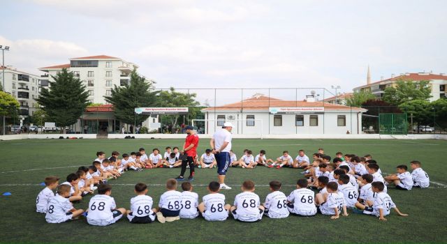 Aksaray Belediyesi Yaz Spor Okulları’na Kayıtlar Devam Ediyor