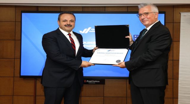 ASÜ, Kurumsal Akreditasyon Belgesini Aldı