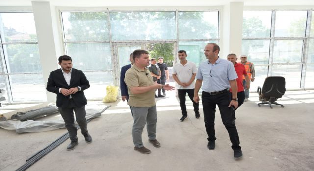 Belediye Başkanı Dr. Evren Dinçer, Selçuklu Külliyesi'nde İncelemelerde Bulundu