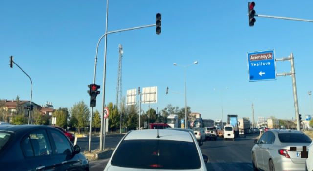 Karasu Kavşağı Çözüm Bekliyor