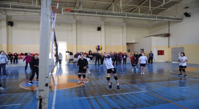 Bilgihaneler, Gençleri Her Alanda Desteklemeye Devam Ediyor