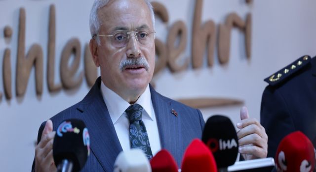 Vali Kumbuzoğlu; “Ulu Önder’in Bilinciyle, Gençlerimize Düşen Görev Emaneti Daha İleriye Taşımaktır”