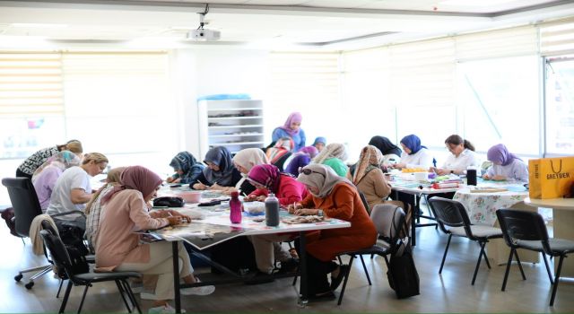 Kültür ve Eğitim Merkezleri Ekim Ayında 143 Bin Kişiyi Ağırladı