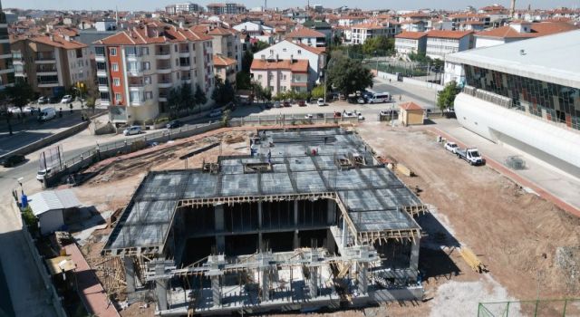 Başkan Dinçer, Gençlik Merkezi İnşaatını İnceledi