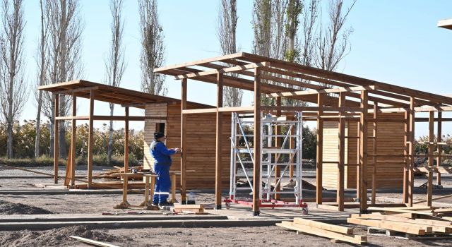 Yeni Hobi Bahçesinde Montaj Çalışmaları Hızla Sürüyor