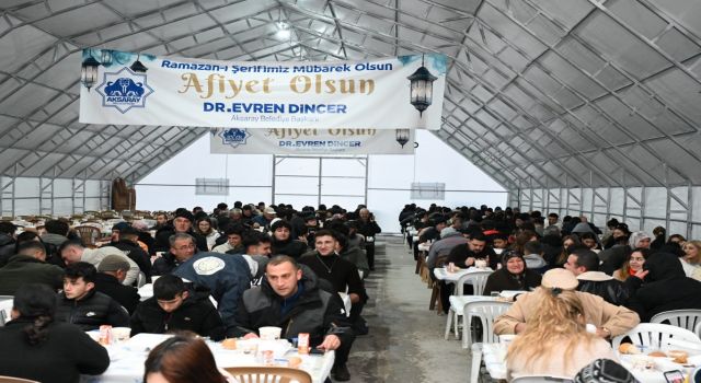 Aksaray Belediyesi İftar Çadırlarında 3 Binden Fazla Vatandaşı Aynı Sofrada Buluşturuyor