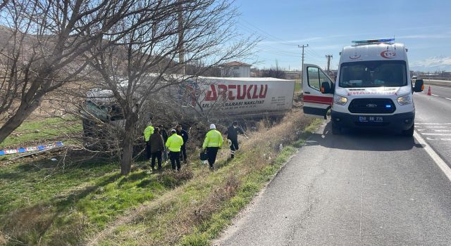Ankara Yolunda TIR Kazası 1 Yaralı