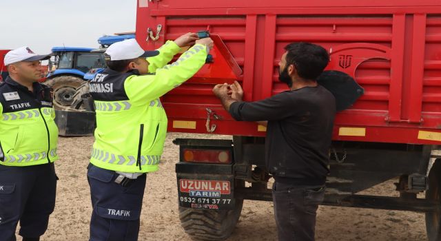 Jandarma, “Reflektör Tak Görünür Ol” Dedi