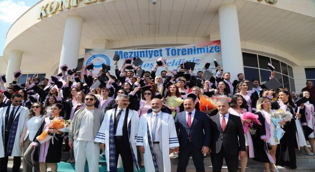 ASÜ Spor Bilimleri Fakültesinde Geleceğin Spor İnsanları Mezun Oldu