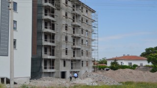 İnşaattan Düşen İşçi Ağır Yaralandı