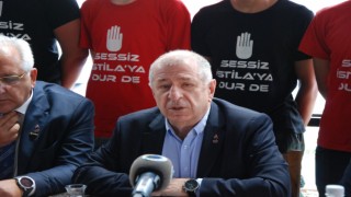 Ümit Özdağ “Türkiye Ne Lunapark, Ne de Tatil Köyü”