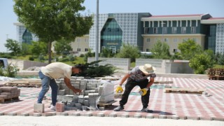 ASÜ’de Yeni Dönem İçin Çevre Düzenlemeleri Başladı