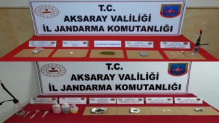 Jandarma Zehir Tacirlerinin Kökünü Kurutuyor