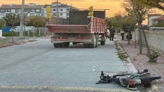 Kamyonun Çarptığı Motosikletin Sürücüsü Öldü