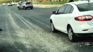 Yola Dökülen Harçlar Hasara Yol Açıyor