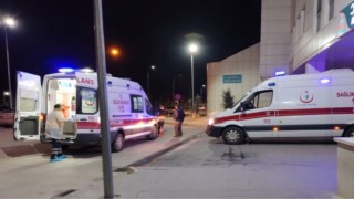 Tıra Çarpan Motosiklet Sürücüsü Hayatını Kaybetti, 1 Kişi Ağır Yaralandı
