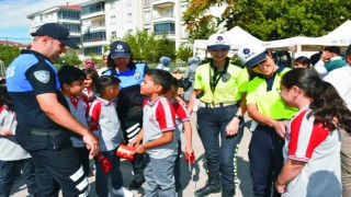 Polis Ekipleri Çocuklarımız İçin Tam Kadro Sahada
