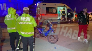 Motosiklet ile otomobil çarpıştı: 1 yaralı