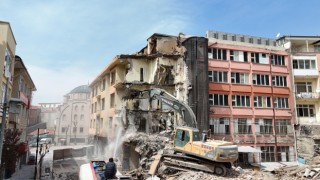 Kalealtı Caddesinde Güvenli Ulaşım İçin Kentsel Dönüşüm