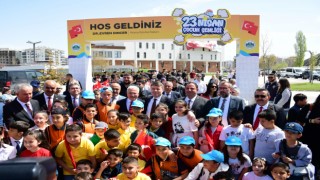 Karnaval Havasında 23 Nisan