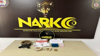 Narkotik 1 Zehir Tacirini Daha Zehirleyemeden Yakalandı