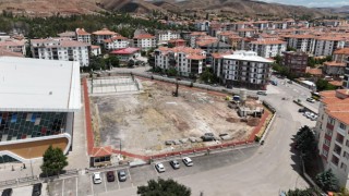 Aksaray Belediyesi Gençlik Merkezi Projesinin İnşaat Çalışmalarını Başlattı