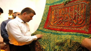 Kutsal Emanetler Sergisi Aksaray’da Yoğun İlgi Görüyor