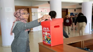 Aksaray'da Öğrencilerden Çevreye Duyarlı Katkı: 1 Ton 250 Kilogram Atık Pil Toplandı