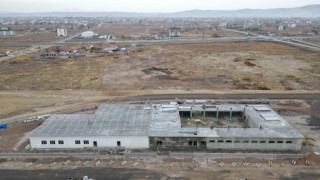 Aksaray Belediyesinin Yemek Fabrikası İnşaatı %65 Seviyeye Ulaştı