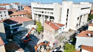 “Eski TEDAŞ Ana Bina Bu Hafta Yıkılıyor”