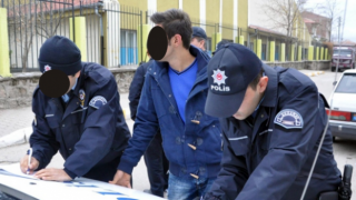 Okullar Polis Merceğinde