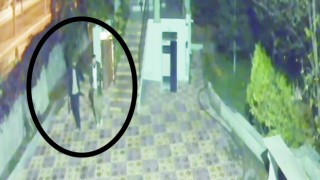 Çaldıkları Araç İçerisinde Can Verdi