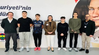 ESKİ CHP İL BAŞKANI FERDA BOZKURT’UN GURUR GÜNÜ