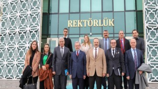 Rektör Arıbaş, “ASÜ Bilimsel Performans Açısından 9. Sırada Yer Alıyor”