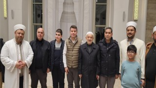 Selçuklu Külliyesi, İlk Teravih ile İbadete Açıldı