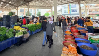 Pazar Tezgâhlarında Bahar Etkisi