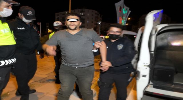 Alkollü Halde Kısıtlamayı Delmekle Kalmadı: Polise Hakaret Etti, Basına Saldırdı