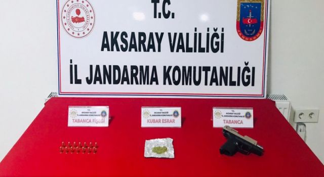 Zehir Taciri Jandarmadan Kaçamadı