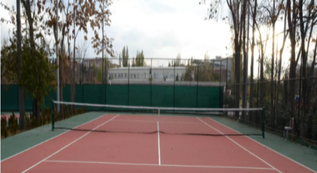 Açık ve Kapalı Tenis Kortu Yaptırılacak