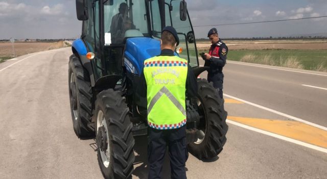 Traktör ve Motosikletler Jandarmanın Merceğinde